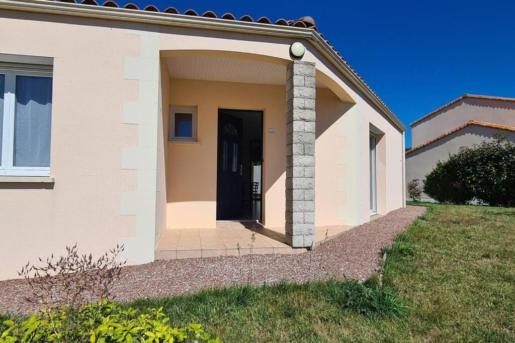 Holiday home L'ouvea Joli A 10 Min Du Parc Le Puy Du Fou Sevremont